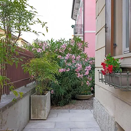 Dimora Giardino Di Giulietta Hotell
